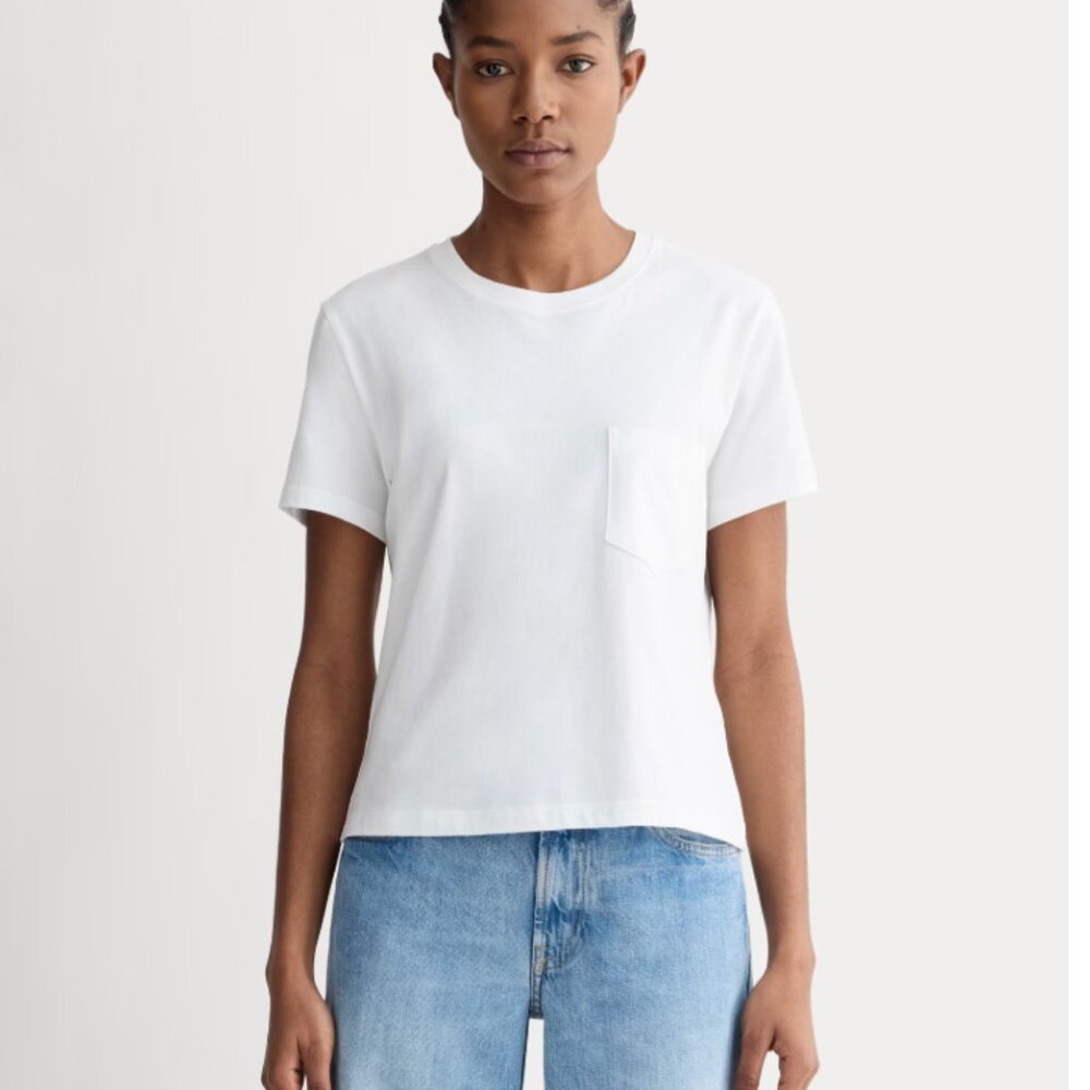 Everlane The Box-Cut Tee in Essential Cotton (Pocket)